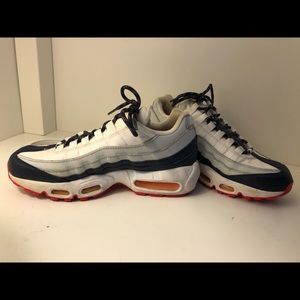 Nike Air Max 95 sneaker women’s 7.5